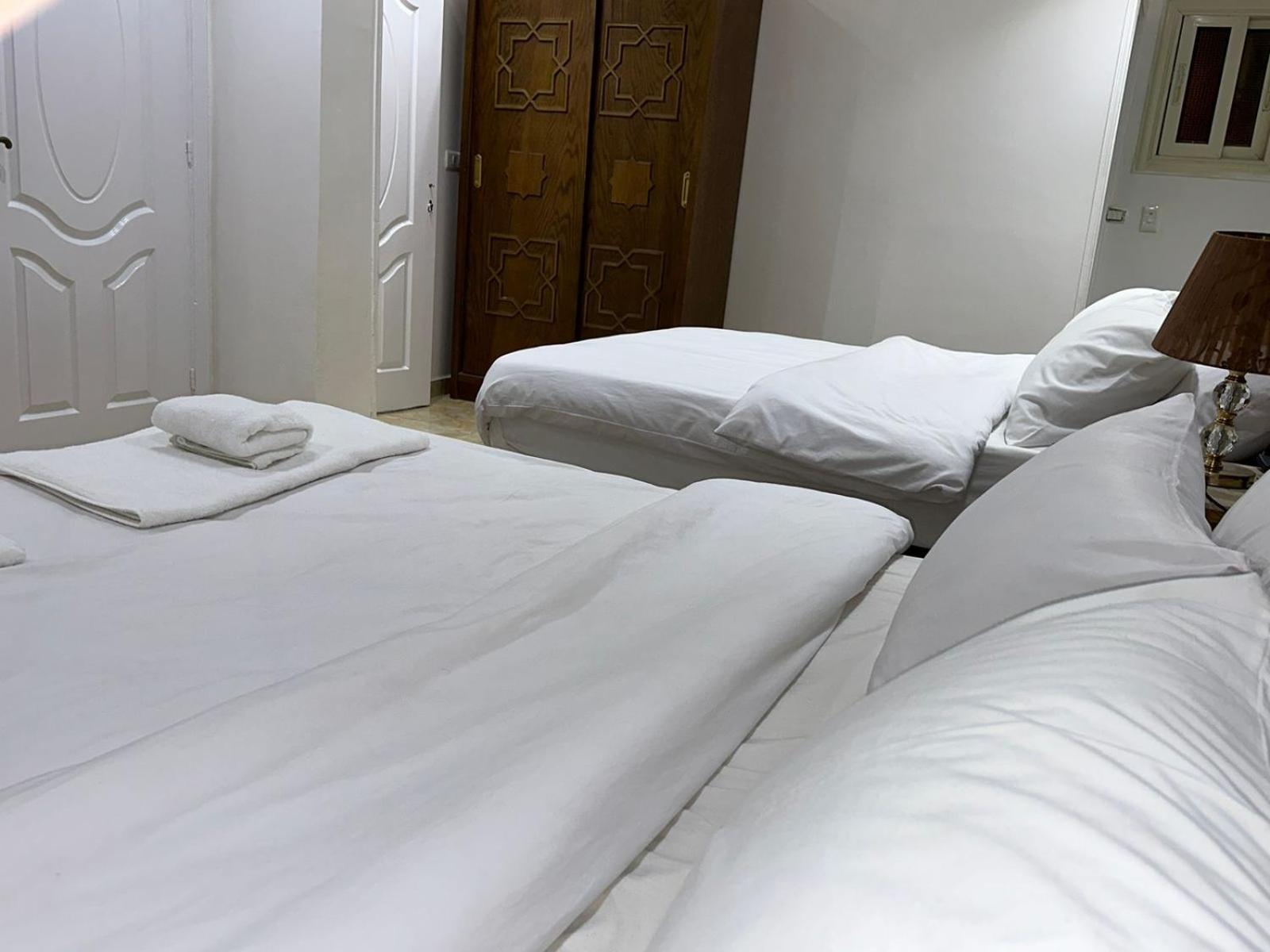 Kafret el-Gabal Full Pyramids View Apartment With Balcony For 8 P מראה חיצוני תמונה