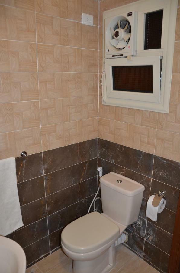 Kafret el-Gabal Full Pyramids View Apartment With Balcony For 8 P מראה חיצוני תמונה